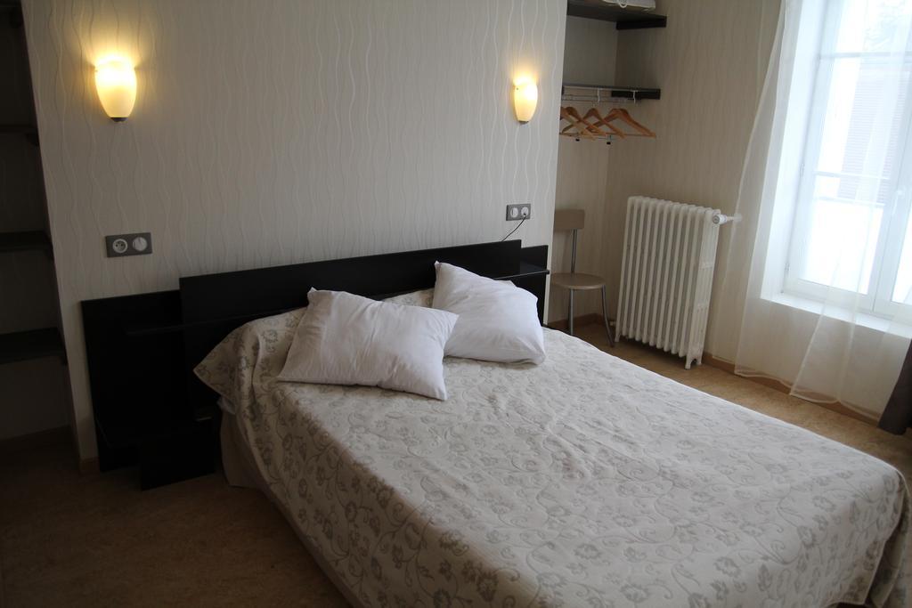 La Madeleine Hotel Saint-Benoit-sur-Loire Bilik gambar